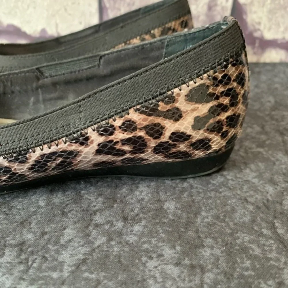 Anne Klein Animal Print Flats Size 6